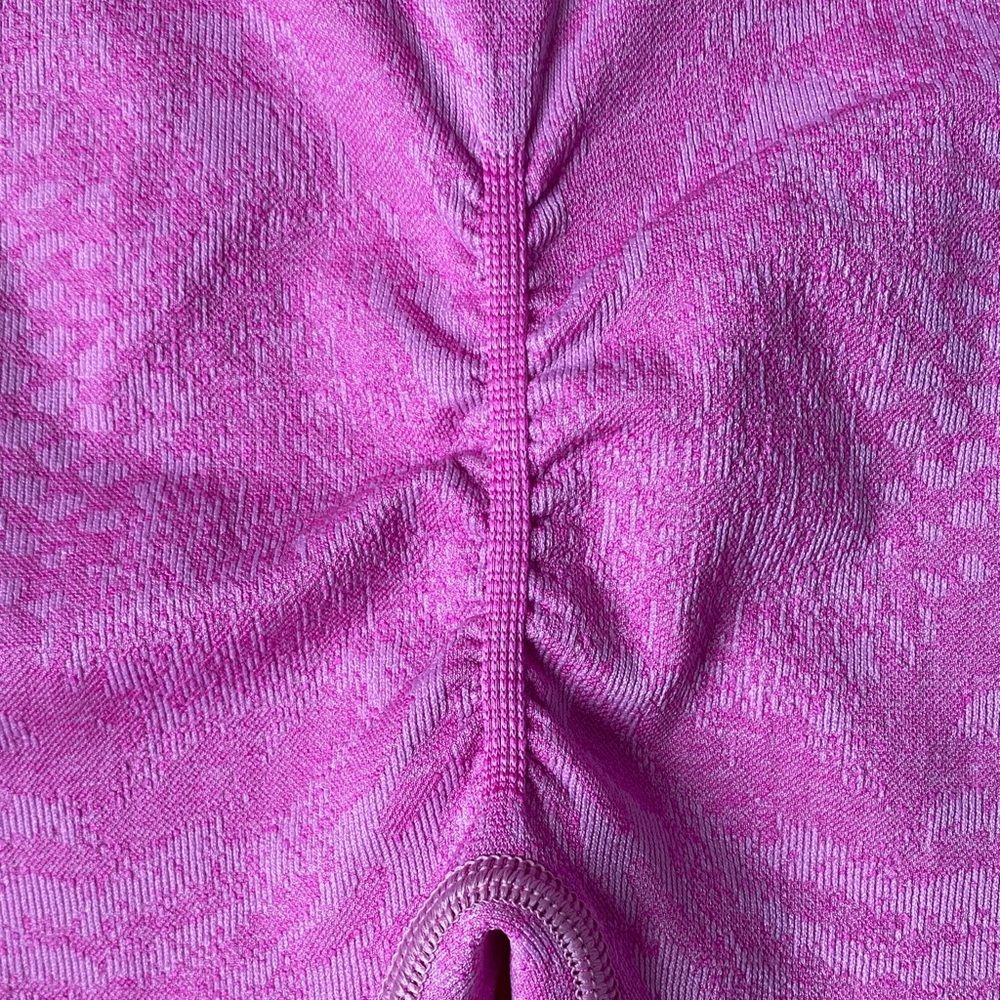 ADAPT ANIMAL X WHITNEY SEAMLESS LEGGINGS - Picture 10 of 13